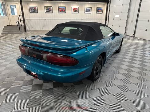 Used 1996 Pontiac Firebird Convertible RWD image 58