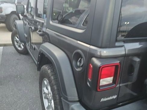 Used 2021 Jeep Wrangler Unlimited Sport AWD/4WD image 13