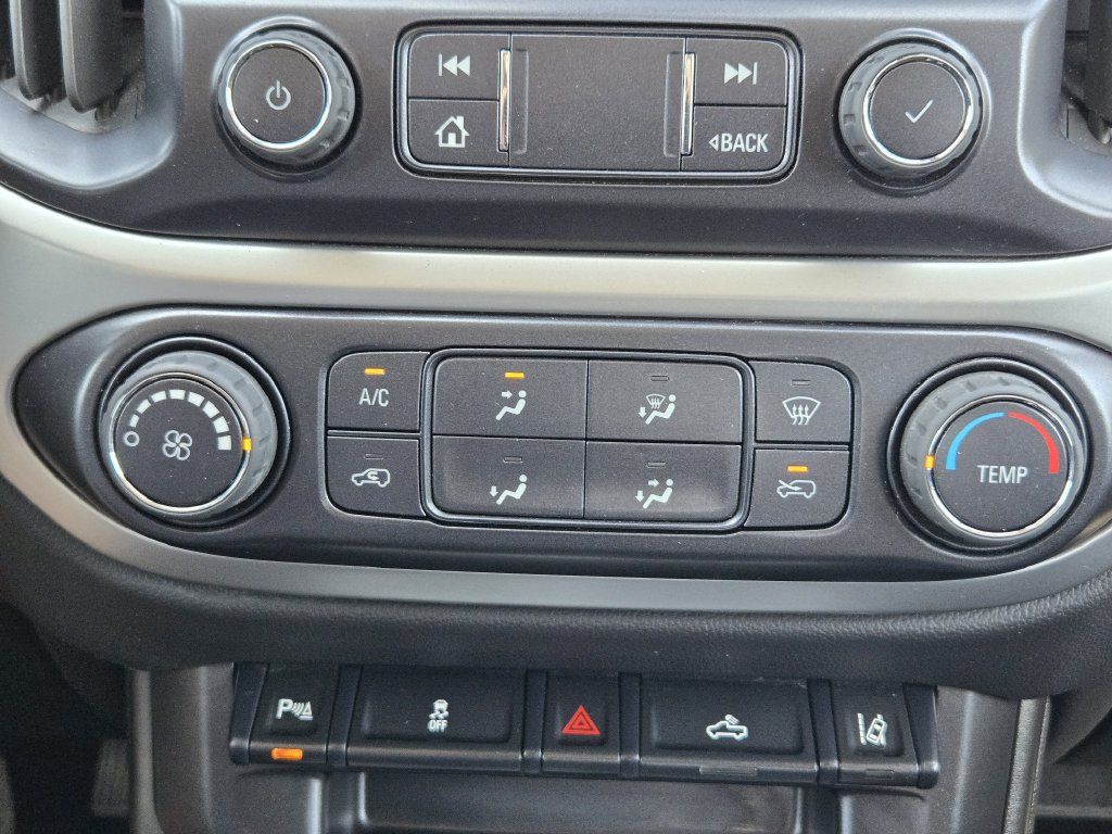 Used 2022 Chevrolet Colorado LT w/ Fleet Safety Package RWD image 19
