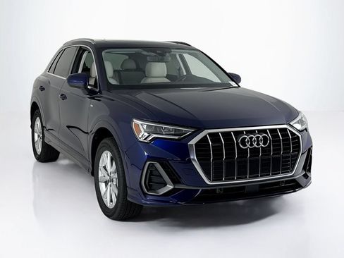 Used 2025 Audi Q3 2.0T Premium w/ Convenience Package AWD/4WD image 7
