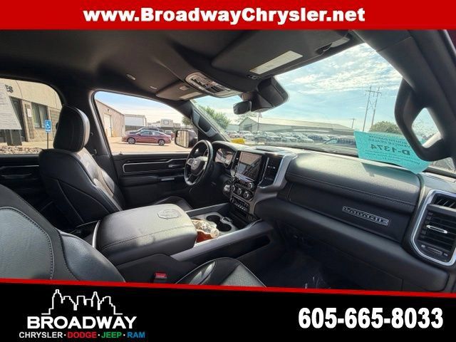 Used 2022 RAM 1500 Laramie AWD/4WD image 10