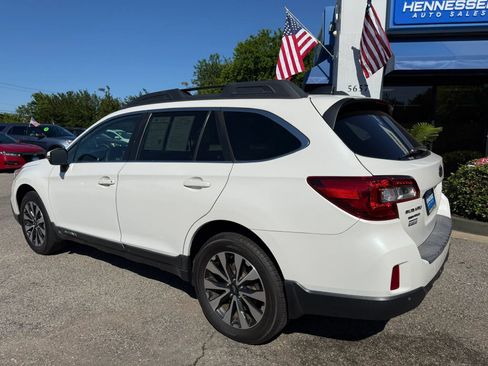 Used 2017 Subaru Outback 2.5i Limited AWD/4WD image 24