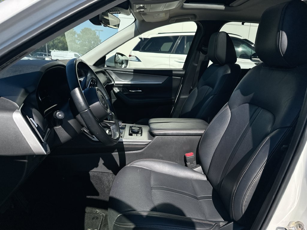 Used 2024 MAZDA CX-90 3.3 Turbo w/ Preferred Package AWD/4WD image 8