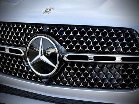 New 2026 Mercedes-Benz GLE 580 4MATIC image 5