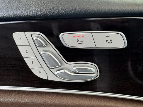 Used 2019 Mercedes-Benz E 300 w/ Premium 1 Package image 39