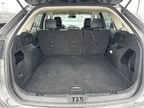 Certified 2024 Ford Edge SEL image 9