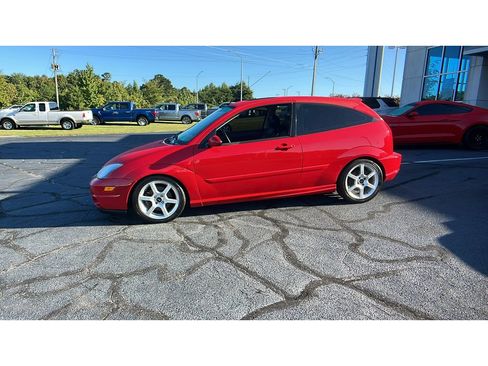 Used 2004 Ford Focus SVT image 4