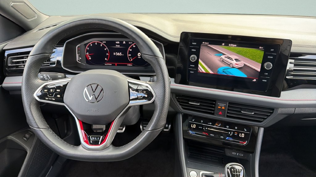 Used 2025 Volkswagen Jetta GLI Autobahn FWD image 18
