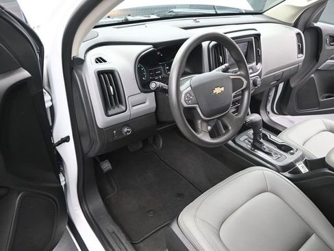 Used 2020 Chevrolet Colorado W/T w/ WT Convenience Package image 4