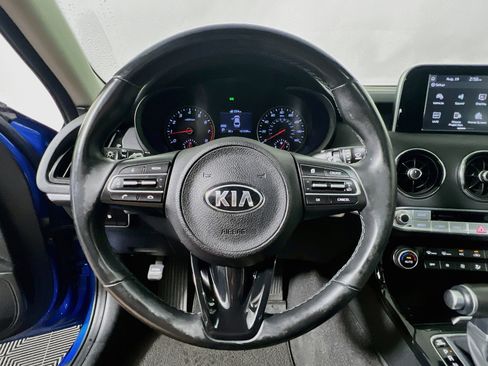 Used 2019 Kia Stinger RWD image 17