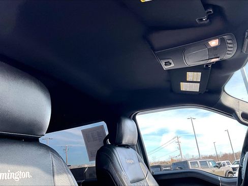 Used 2019 Ford F150 XLT w/ Equipment Group 302A Luxury image 31