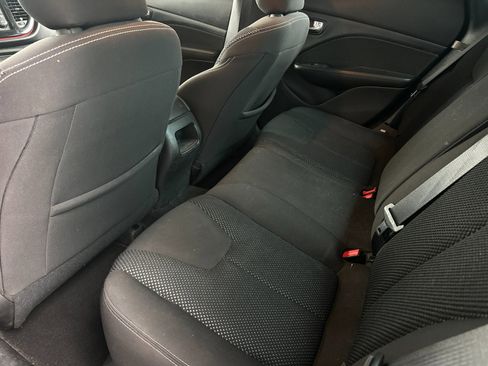 Used 2015 Dodge Dart SXT image 11