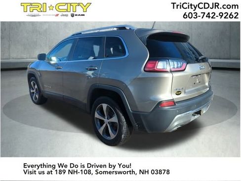 Used 2019 Jeep Cherokee Limited w/ Trailer Tow Group image 3