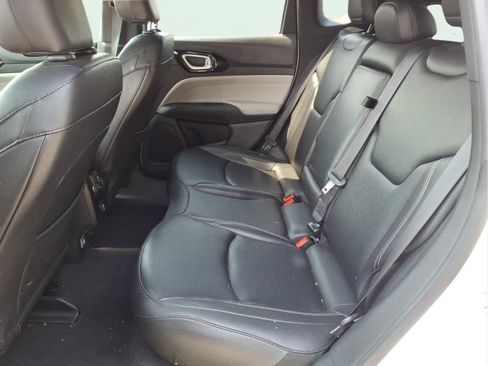 Used 2025 Jeep Compass Limited AWD/4WD image 9