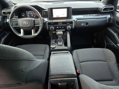 Certified 2025 Toyota Tacoma SR5 w/ SR5 Upgrade Package image 20