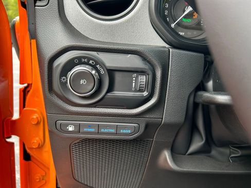 New 2025 Jeep Wrangler Unlimited Sport S 4xe w/ Convenience Group AWD/4WD image 13