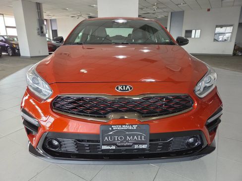 Used 2021 Kia Forte GT-Line FWD image 2