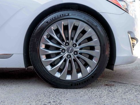 Used 2017 Genesis G90 5.0 Ultimate image 34