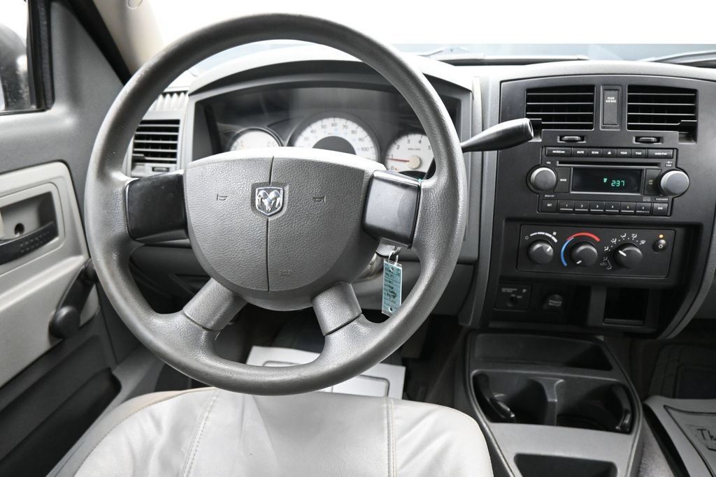 Used 2005 Dodge Dakota ST RWD image 14