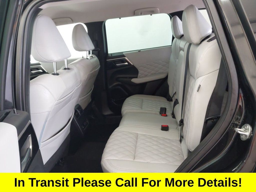 Used 2023 Mitsubishi Outlander SEL FWD image 7