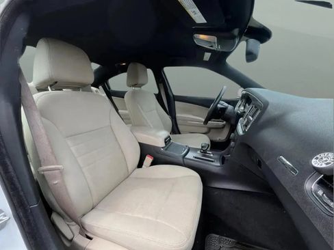 Used 2014 Dodge Charger SE w/ Sport Appearance Group RWD image 7