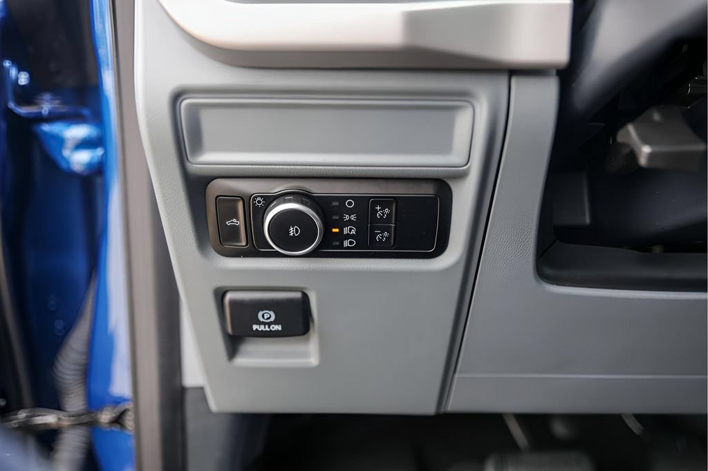 Used 2023 Ford F150 XLT AWD/4WD image 18