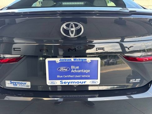 Used 2026 Toyota Camry SE w/ Convenience Package FWD image 14
