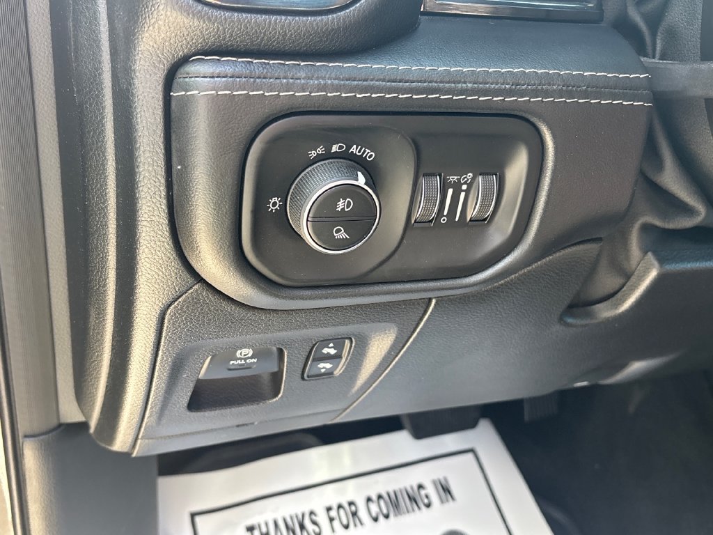 Used 2022 RAM 1500 Limited AWD/4WD image 30