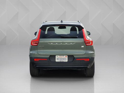 Certified 2023 Volvo XC40 Recharge Ultimate image 5
