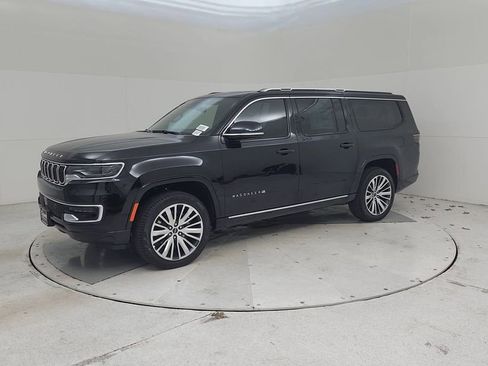 New 2025 Jeep Wagoneer L Series II image 7