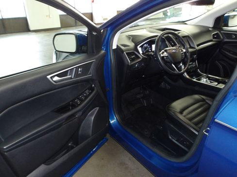 Used 2020 Ford Edge SEL w/ Convenience Package AWD/4WD image 8