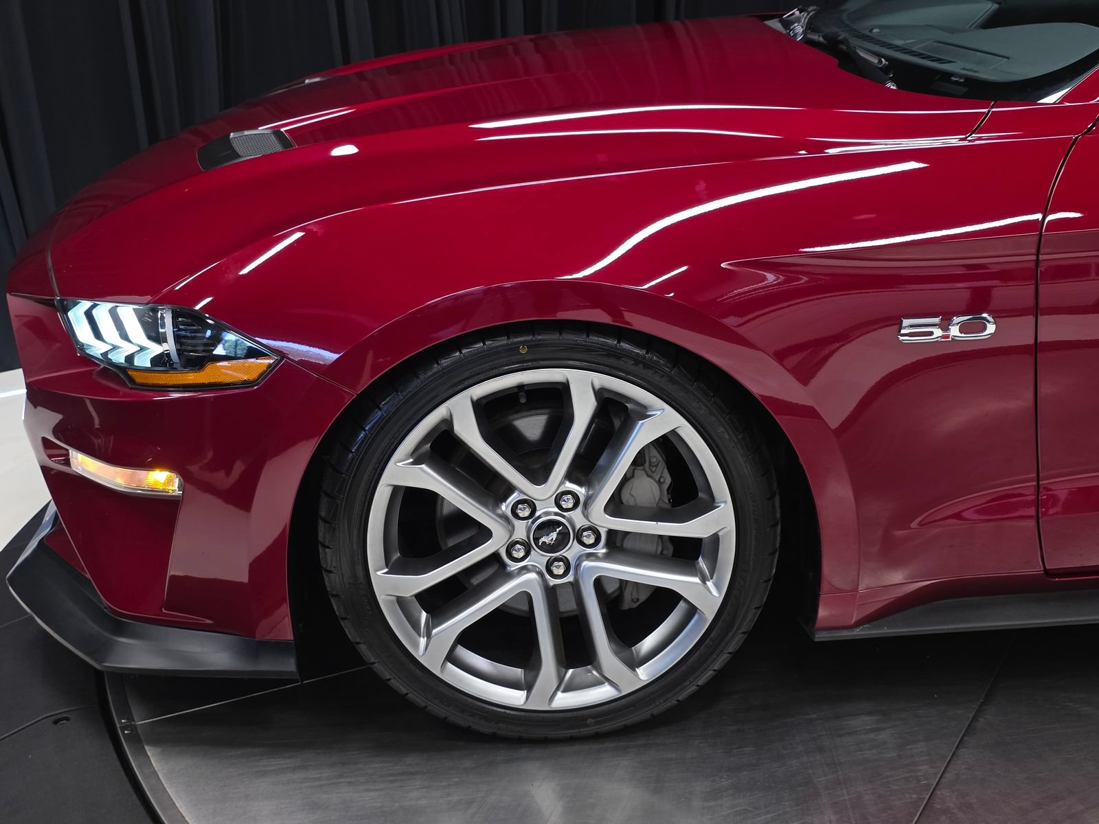 Used 2019 Ford Mustang GT Premium w/ Equipment Group 401A RWD image 37