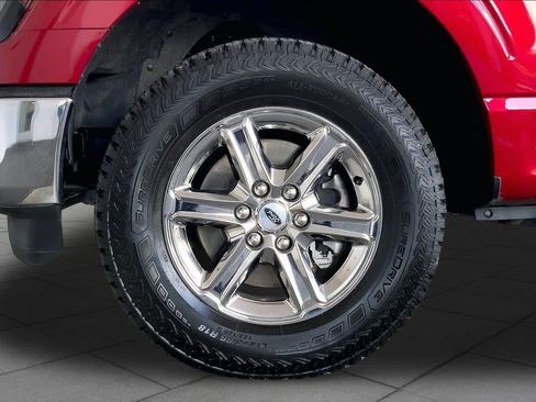 Used 2025 Ford F150 XLT w/ Equipment Group 301A Standard AWD/4WD image 11