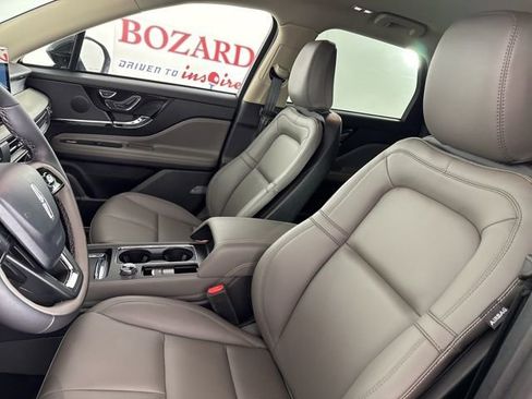 New 2026 Lincoln Corsair Premiere image 13