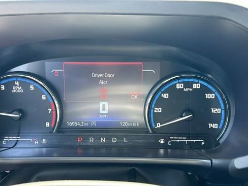 Used 2024 Ford Bronco Sport Outer Banks w/ Topo Graphic Package image 18