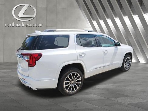 Used 2020 GMC Acadia Denali w/ Technology Package FWD image 6