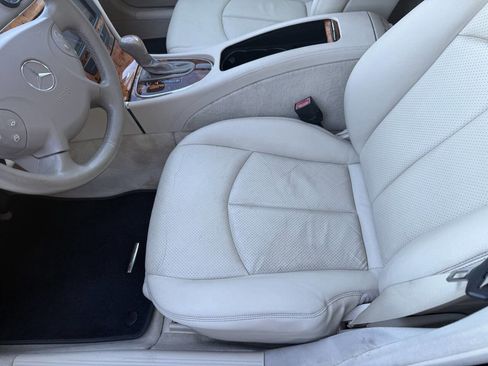 Used 2006 Mercedes-Benz E 350 Sedan image 16