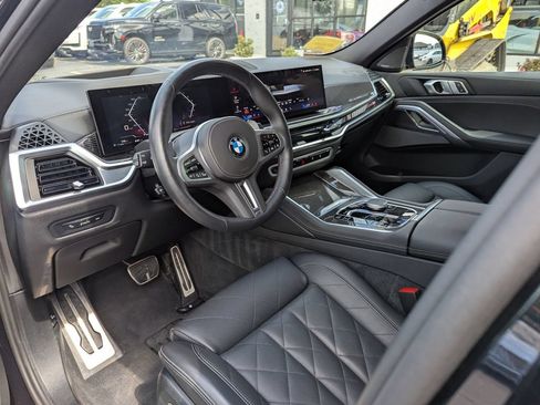 Used 2025 BMW X6 M60i AWD/4WD image 3
