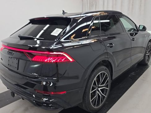 Used 2021 Audi Q8 Premium Plus AWD/4WD image 3