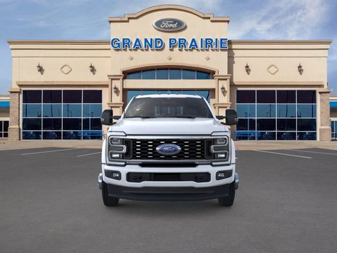 New 2026 Ford F450 Platinum image 6