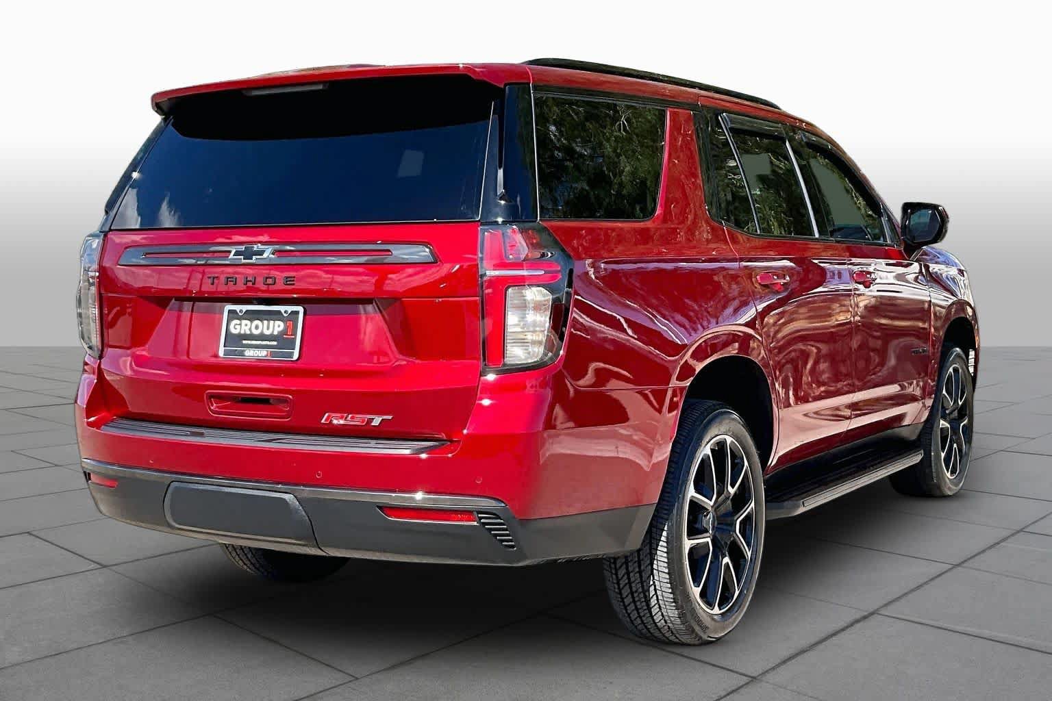 Used 2021 Chevrolet Tahoe RST w/ Luxury Package AWD/4WD image 13
