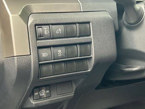Used 2024 Toyota Tacoma SR5 RWD image 39