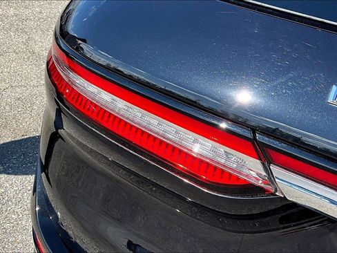 Used 2024 Lincoln Corsair Grand Touring image 30