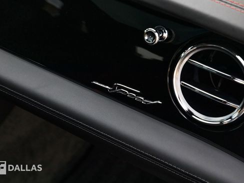 Used 2022 Bentley Bentayga Speed image 39