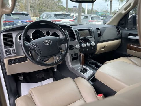 Used 2013 Toyota Tundra Limited image 30