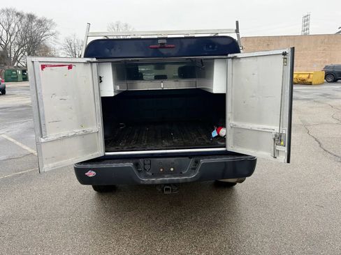 Used 2018 RAM 1500 SLT image 13