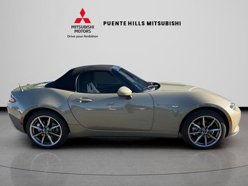 Used 2023 MAZDA MX-5 Miata Grand Touring image 4