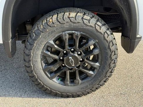 New 2026 Chevrolet Silverado 2500 LTZ w/ Trail Boss Package AWD/4WD image 4