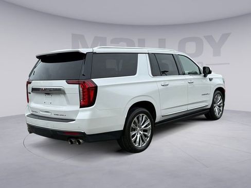 Used 2021 GMC Yukon XL Denali w/ Denali Ultimate Package AWD/4WD image 5