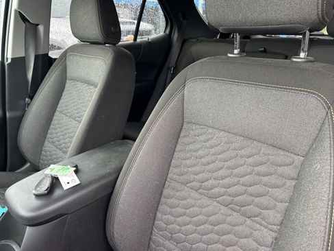 Used 2021 Chevrolet Equinox LT AWD/4WD image 10